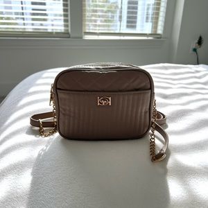Tan/beige crossbody purse👜